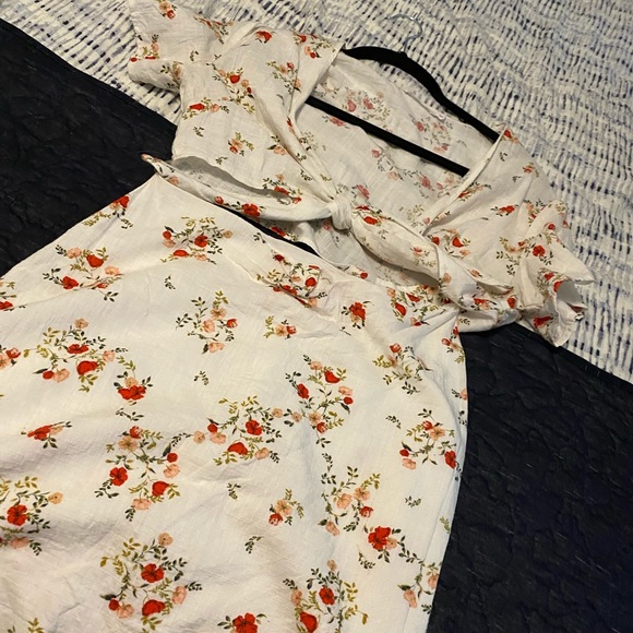 Two Piece Crop Top/Skirt Combo - Picture 3 of 3